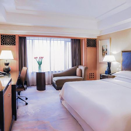 Sheraton Xi'An Hotel Exterior photo