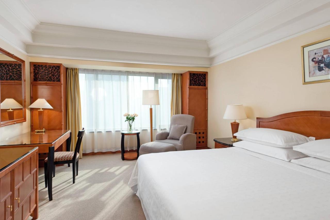 Sheraton Xi'An Hotel Exterior photo